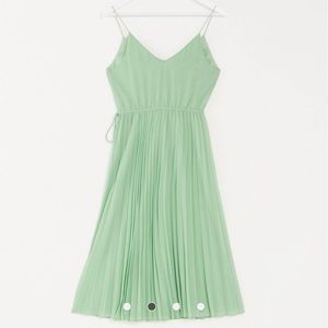 Brand New ASOS Pleated Midi Dress Size 14